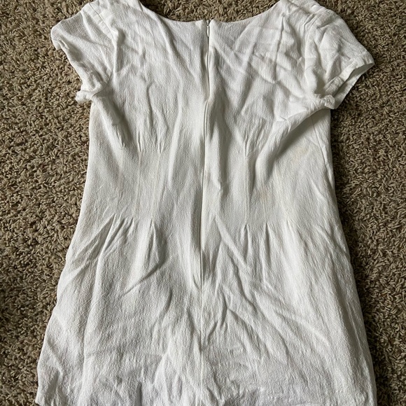 Papaya White Button-Down Blouse - Picture 4 of 4